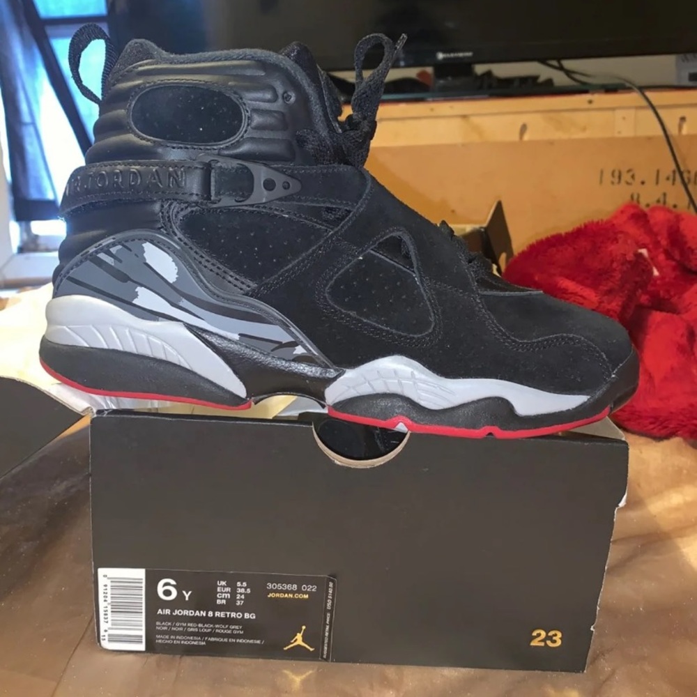 Jordan Retro 8